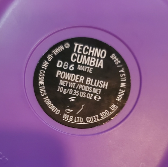 Selena MAC - Picture 4 of 4